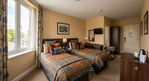 Bullawala Hotel | Hotel silver old