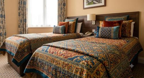 Bullawala Hotel | Hotel silver old