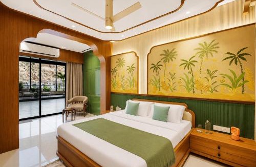Jaipur Villa | ELIVAAS Signature GIRI Penthouse 2-BHK Penthouse with Terrace, Open-air bar, Lounge, Outdoor jacuzzi & Aravalli Views
