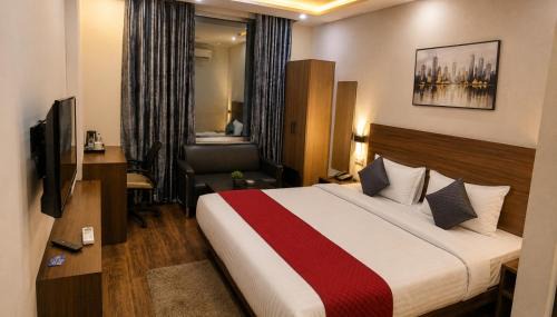 Indirapuram Hotel | Hotel Golden Grand Ghaziabab