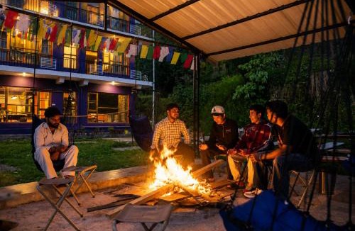 Bhagsu Nag Hostel | Loopin Mcleodganj