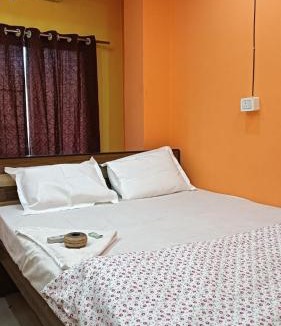 Sector II Apartment | A2 Guest house Chinar park