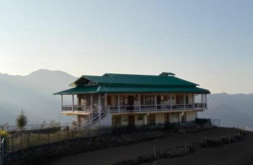 Tehri Range House | Highfield Villa