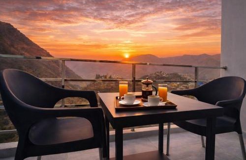 Mussoorie Hotel | Hollywood Spring Resort, Mussoorie - #Scenic Mountain View #Parking #Restaurant #Balcony #Top Rated #Most Awarded #Spacious Rooms #Guest Preferred