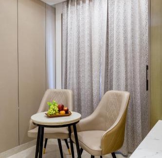 Paharganj Hotel | Holiday Homez, City Centre with Free Airport & Train Station Pickup