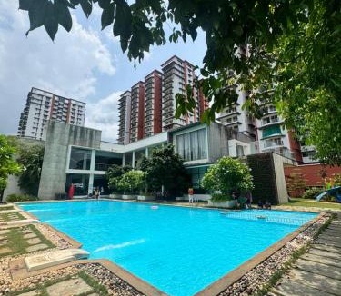 Lakkidi Apartment | Green Haven Homestay 2BHk AC Fully furnished Near Trigris Valley Hospital Wayanad