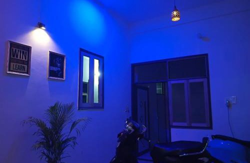 Noida Hostel | La vie Livings Only For Female