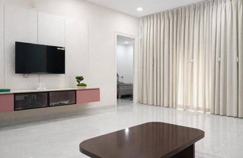 Manikonda Apartment | Chitrapuri - 3BHK Spacious Flat, Gachibowli Only for Families