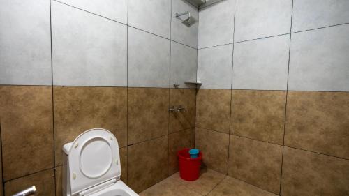 Chavara Hotel | Sreebhadra Residency