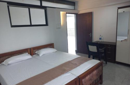 Alwaye Cabin | Serene Enclave