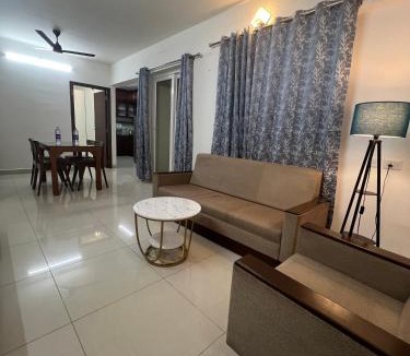 Kazhakuttam Apartment | House Of Lilibet - NEAR LULU MALL & KIMS HOSPITAL