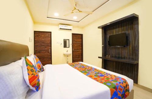 Triplicane Hotel | FabHotel Beach Stay Home