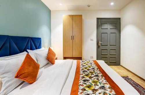 Anand Vihar Hotel | Qotel Comfort IP Residency "Newly Rebuilt 2026" - Near Anand Vihar Railway Station & Preet Vihar