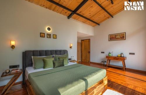 Ramgarh Villa | StayVista at Butterfly Estate with BBQ & Bonfire