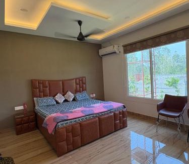 Garhmukteshwar Villa | La Vida Estate Farm
