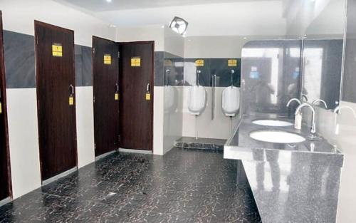 Kotputli Hotel | Hotel Aam Bagh & Jain Shikanji
