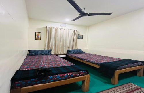 Pallavaram Hotel | Ten Cents Service Apartment