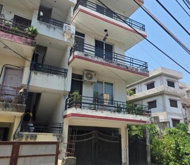Bullawala Apartment | Misty Retreats