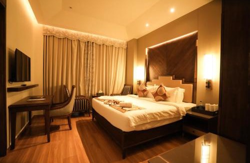 Changanacherry Hotel | raj Regent kurichy