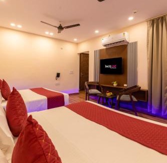 Kaushambi Hotel | Hotel Angel Pink Premium Behind Radisson Blu Hotel