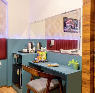 Kaushambi Hotel | Hotel Angel Pink Residency B-58 Near Kaushambi metro Station