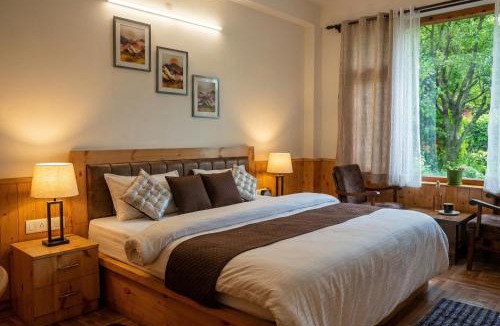 Jagatsukh Cabin | Nature's Retreat Manali