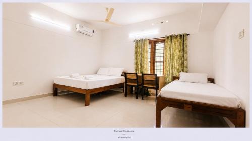 Kazhakuttam Apartment | PAZHOOR RESIDENCY Homestay 11 Rooms in 3 Apartments