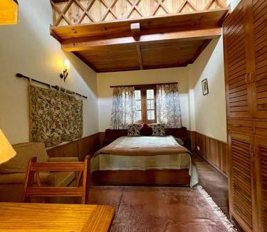 Nainital Hotel | Rosastays Mallital, Nainital