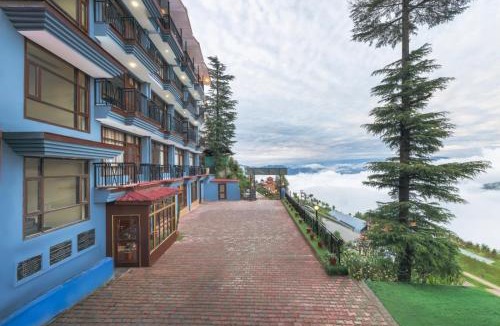 Kufri Hotel | The Prakriti Heights l Lift l Comfortable And Spacious Rooms l Free Wifi, Free Parking l Enjoy Fresh Mountain Air l Managed By Exotic stays