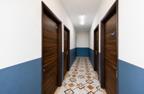 East of Kailash Hotel | FabHotel Mohan Villa
