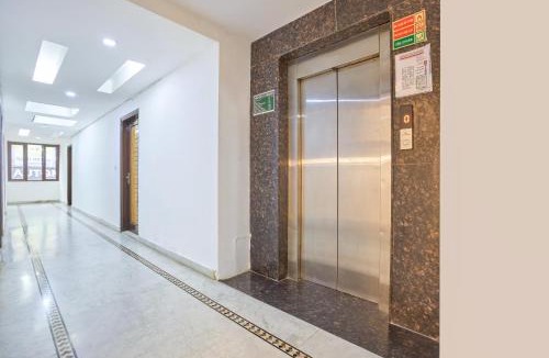 Karol Bagh Hotel | Hotel Anand - Near Ganga Ram & BLK Hospital At Karol Bagh Metro Station