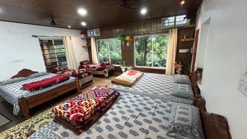 Kalakandur House | Doddakallu Betta Homestay Coorg