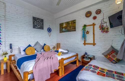 Gunehr Hotel | The Hood Bir Billing