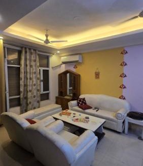 Noida Apartment | Spacious 3 bhk 3 washroom affordable convenient