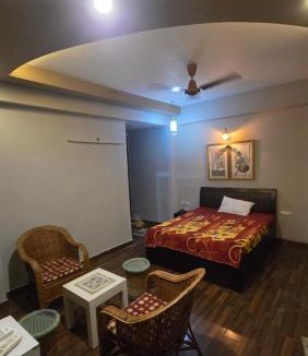 Noida Apartment | Spacious 3 bhk 3 washroom affordable convenient