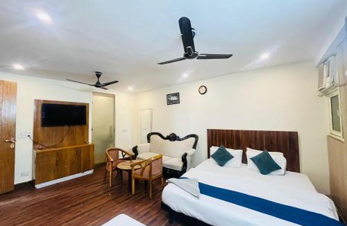 Sainik Farm Hotel | Hotel Grand Zara - Saket Metro