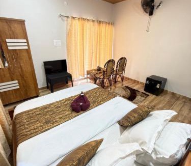 Varkala Resort | The Royal Pool Resort-Swimming Pool Resort, Varkala