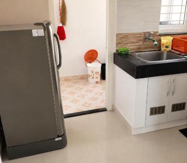Sholinganallur Apartment | Spacious 3 Bedroom, AC&Fast Wifi, Car Parking , Near Chennai IT Park