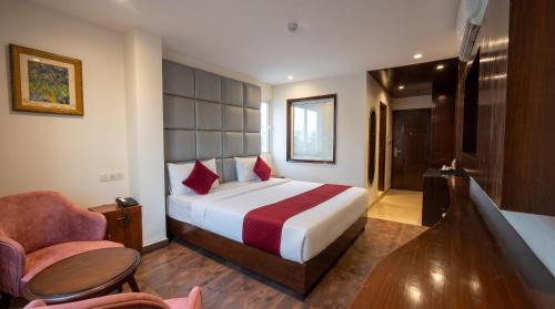 Sector D Hotel | The Chapter Hotel, Vasant Kunj Opposite Fortis Hospital Near ILBS