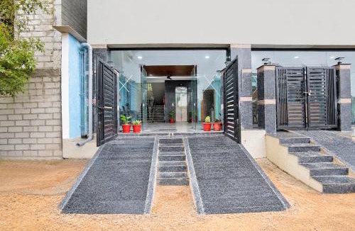 Serilingampally Hotel | Super Townhouse Oak Hyderabad Central University
