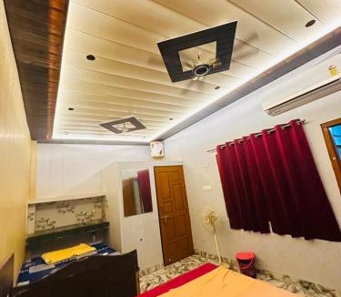 Khattalwada House | Lakshman Guest House Ayodhya