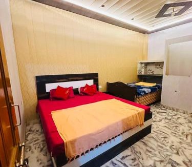 Khattalwada House | Lakshman Guest House Ayodhya