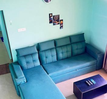 Benaulim Apartment | 1 Bhk luxurious Spacious Stay Nr Benalium beach With 3 Balconies and Reserve Parking with Private Entry