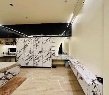 Dindigul House | Spacious Fully Furnished AC Private Homestay Near Highway