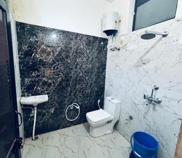 Sikar House | Barsana Geust House