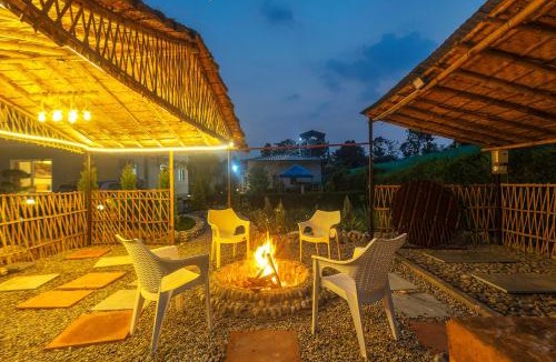 Bail Parao Villa | ELIVAAS Signature Puvalgarh Farms Bramble 4-BHK Villa with Patio, Garden, Outdoor Sit-Out and Bonfire Area