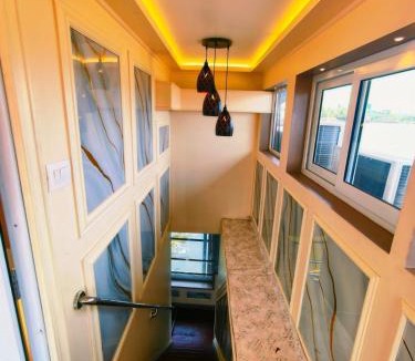 Nedumudy Hostel | Lake Park Cruise
