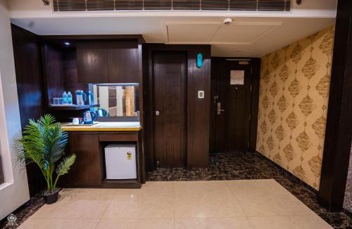 Kishangarh Hotel | The Crystal Park
