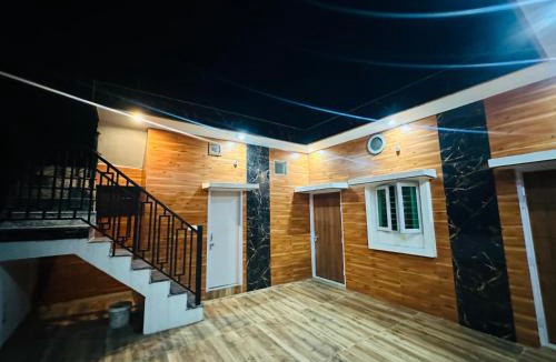 Prem Nagar Apartment | SHUKLA Homestay 1