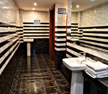 Raebareli Hotel | SK Palace